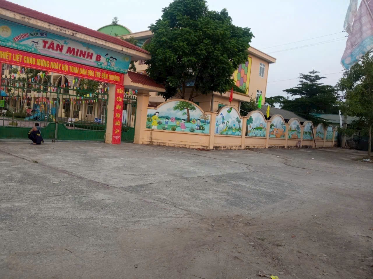 Siêu Phẩm gần trường đua ngựa