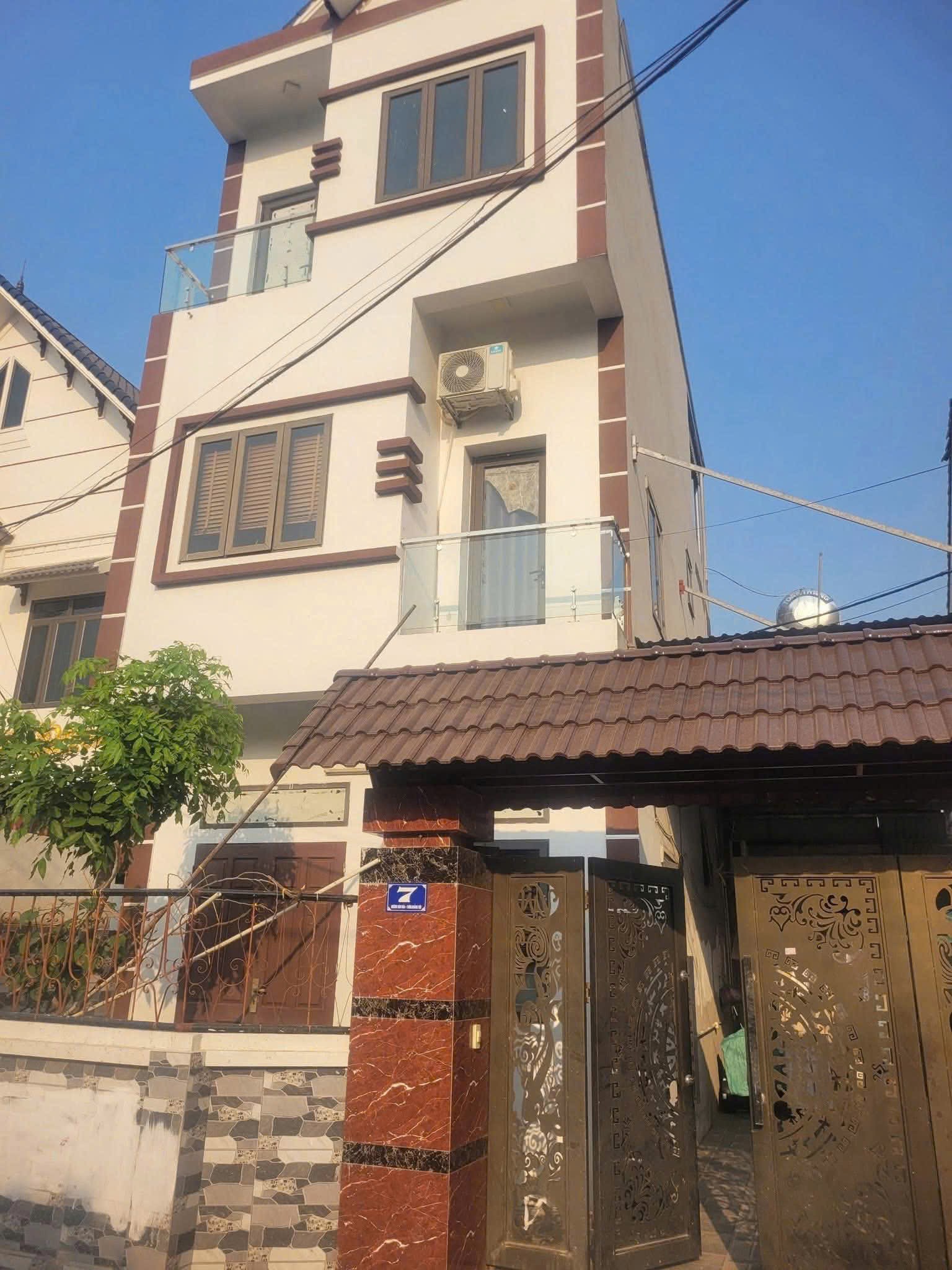 Siêu phẩm nhà 3 tầng quảng hội sóc sơn