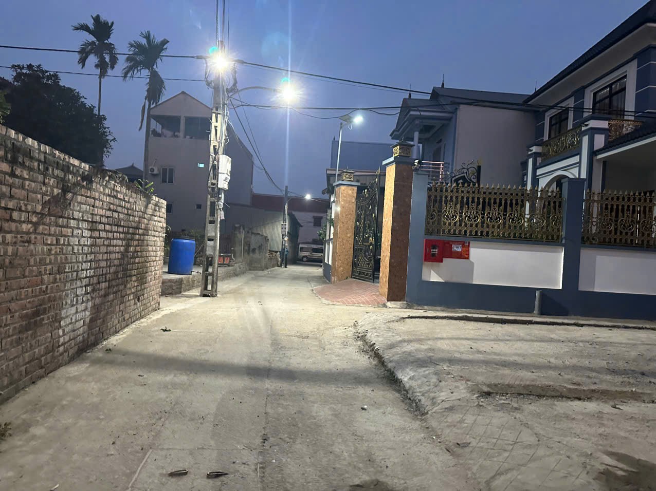 Siêu phẩm đông lai nội bài