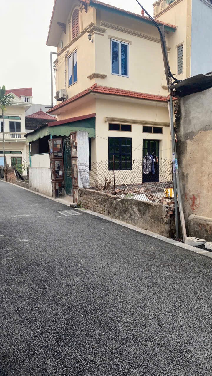 Siêu phẩm lô góc lễ pháp