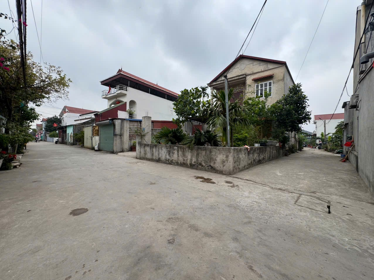 Bán đất