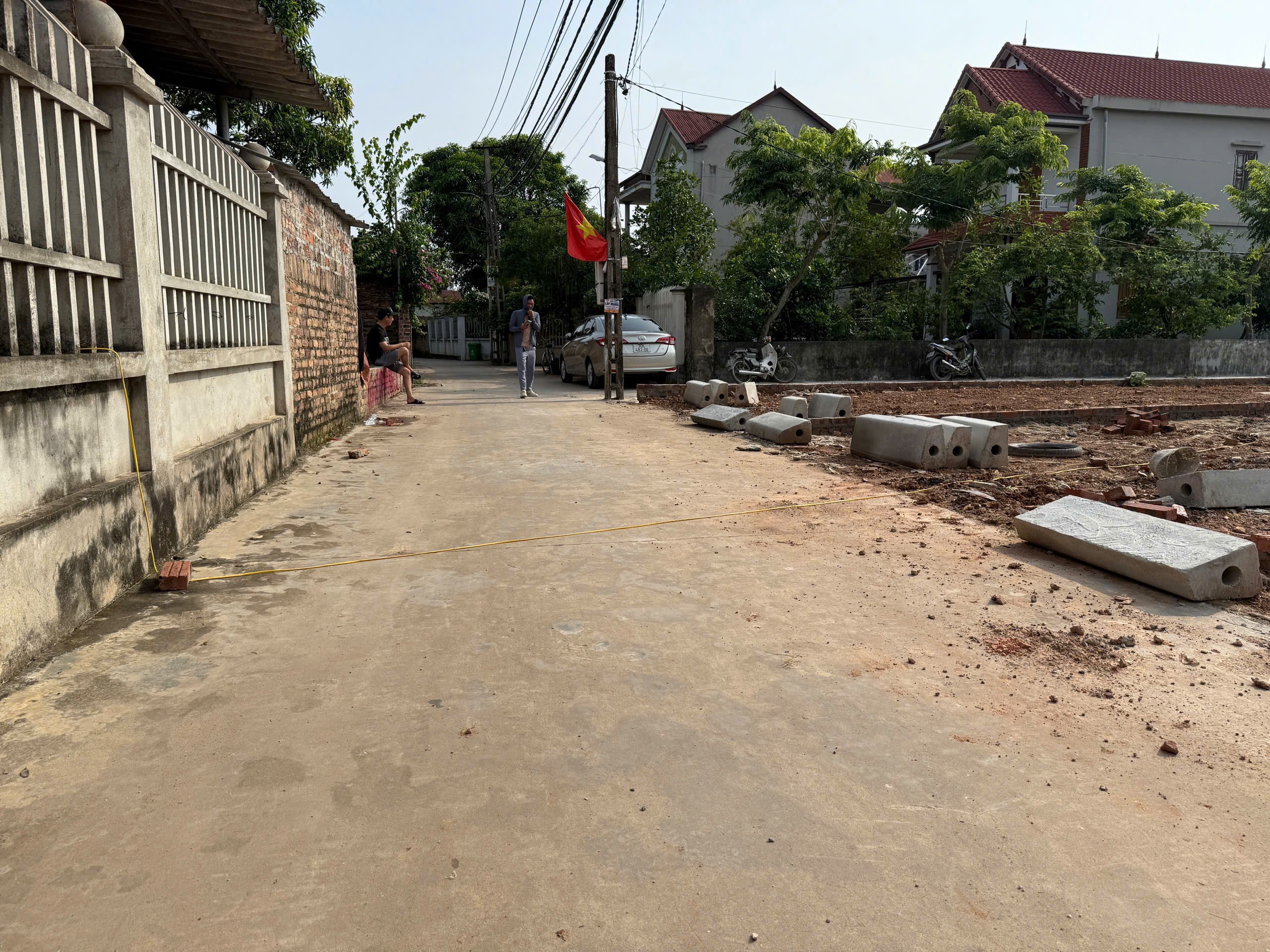 Bán đất