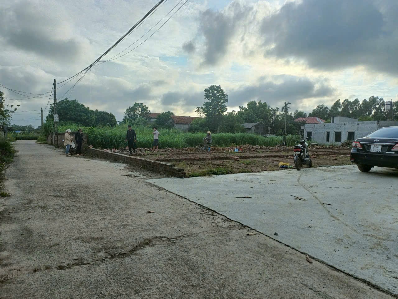 Bán đất