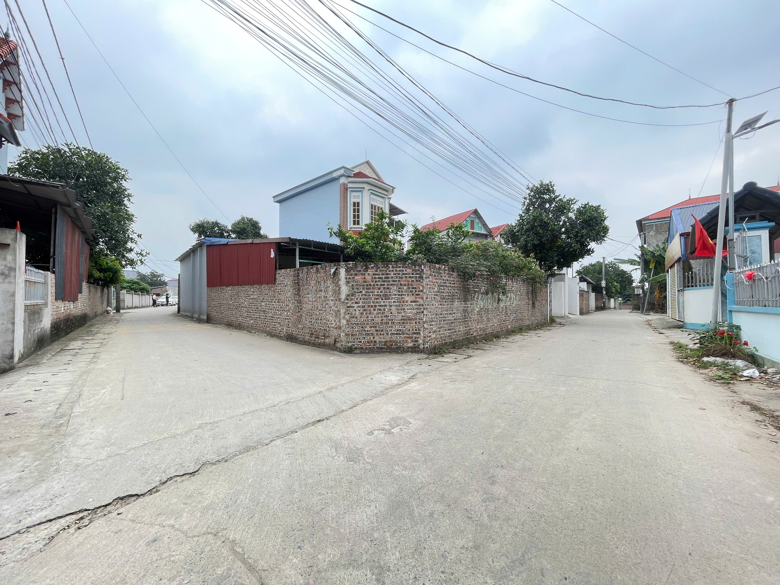 Bán đất