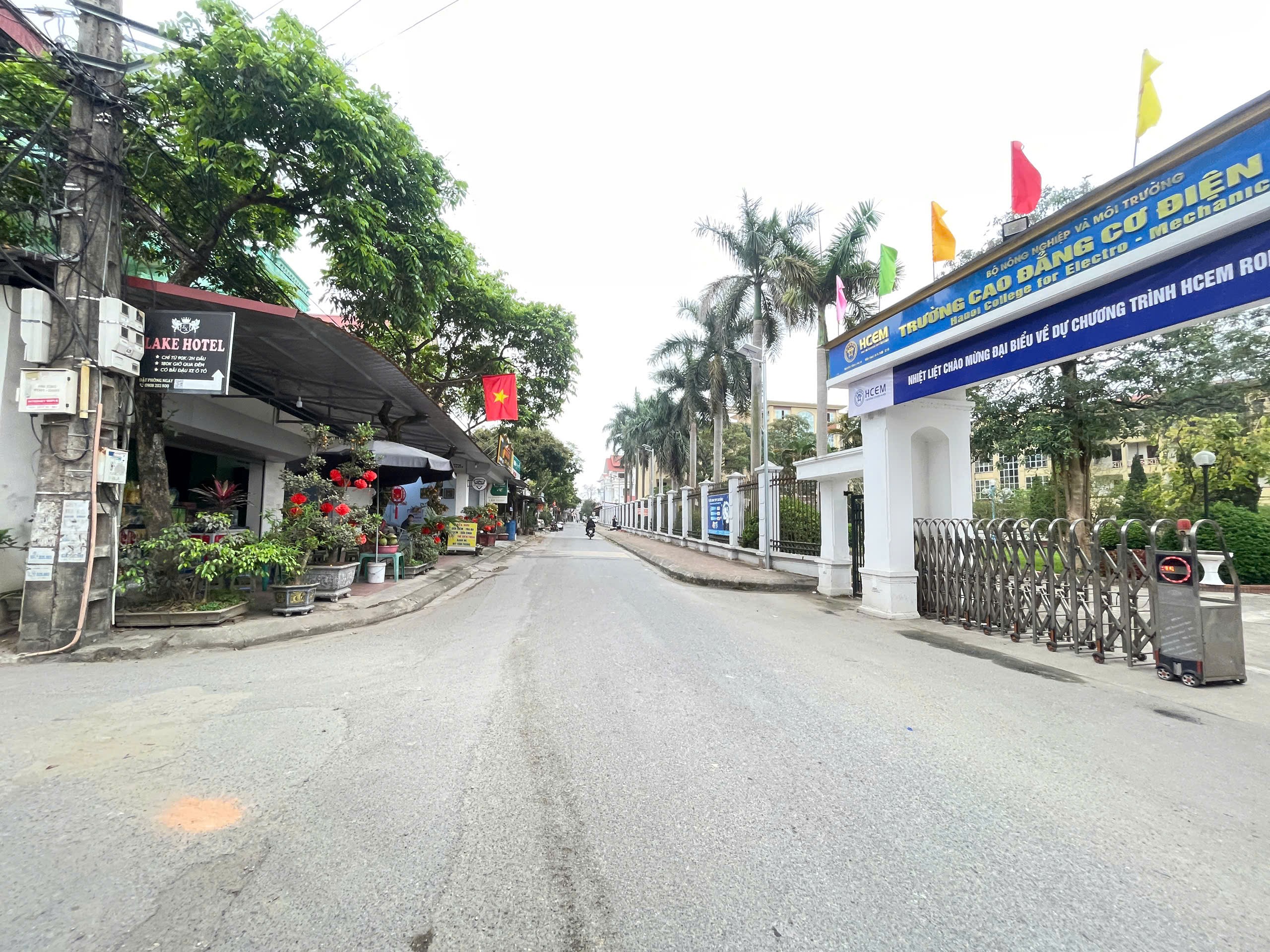 Bán đất